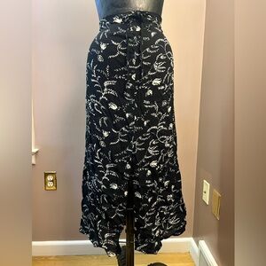 Y2K Black and White Floral Button Up Tied Midi Skirt Size L